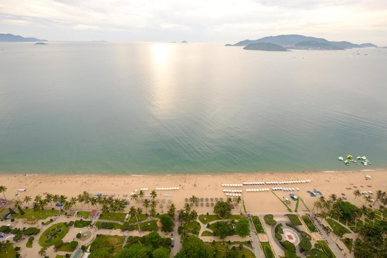 Ferienwohnung Celina Bayfront Nha Trang Exterior foto